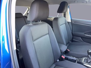 VOLKSWAGEN T-Roc tsi